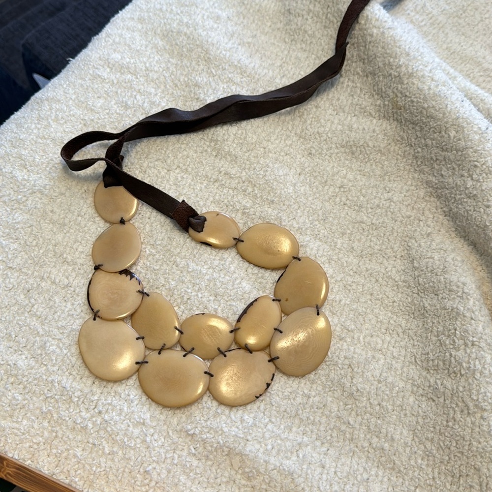 Tagua Necklace Double Strand Cream/Tan New